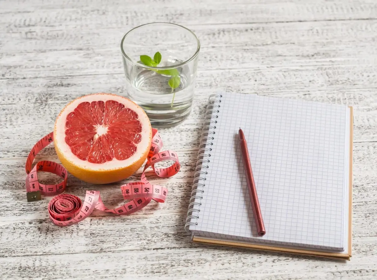 Dieta Digital: Controlar el Consumo de Pantallas para una Salud Mental y Física Óptima - Cómo hacer un diario de dieta zonadiet com dieta digital - Cómo hacer un diario de dieta