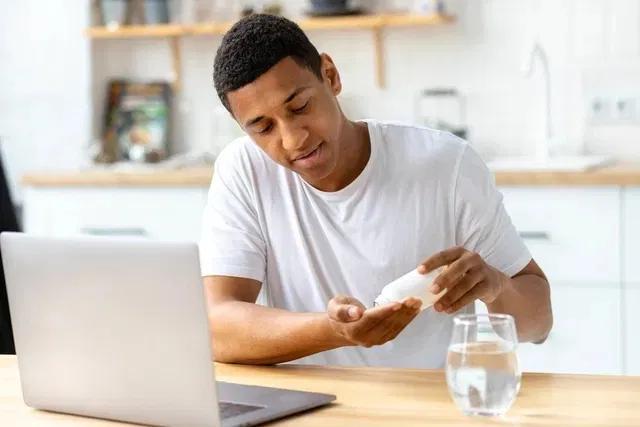 Aminoácidos ENA: Guía Completa para Maximizar tu Rendimiento - Cómo tomar aminoácidos BCAA en cápsulas aminoacidos ena - Cómo tomar aminoácidos BCAA en cápsulas