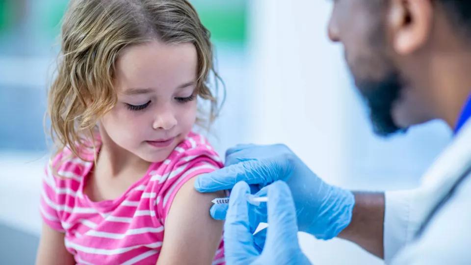 Por qué es importante vacunarse: Protege tu salud y la de los demás - Por qué debes vacunarte por que es importante vacunarse - Por qué debes vacunarte