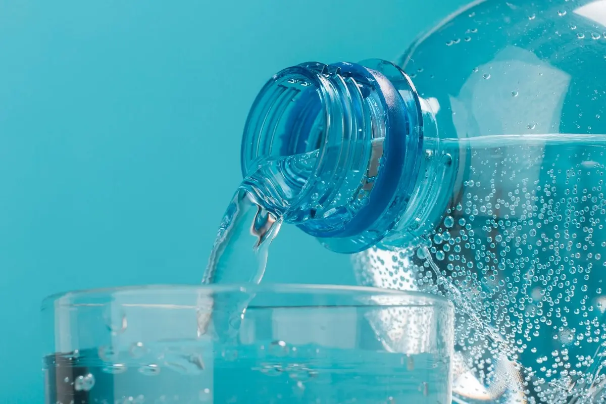 Agua con gas: beneficios, mitos y cómo hacerla en casa - Por qué el agua con gas engorda la soda engorda - Por qué el agua con gas engorda