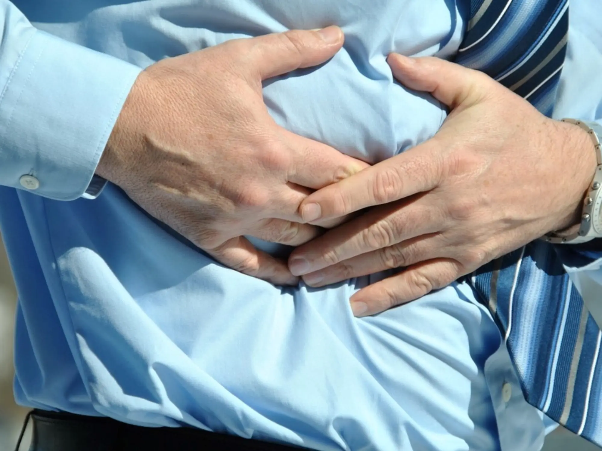 Gastritis Nerviosa: Cómo Reconocerla y Aliviarla - Qué es la gastritis nerviosa y cuáles son sus síntomas cómo se siente una persona con gastritis - Qué es la gastritis nerviosa y cuáles son sus síntomas