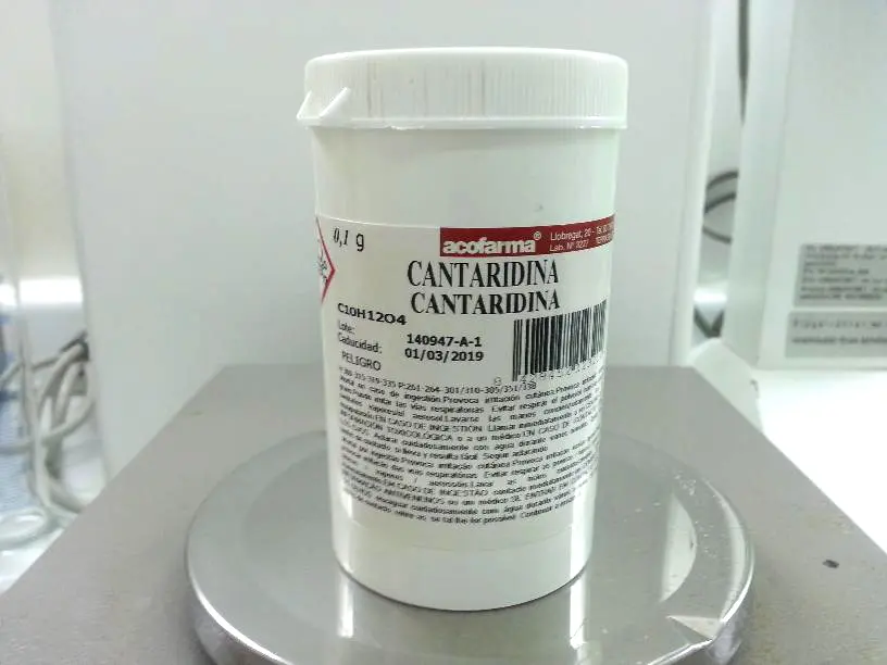 Cantaridina: usos, efectos secundarios y precauciones - Qué hace la cantaridina cantaridina - Qué hace la cantaridina