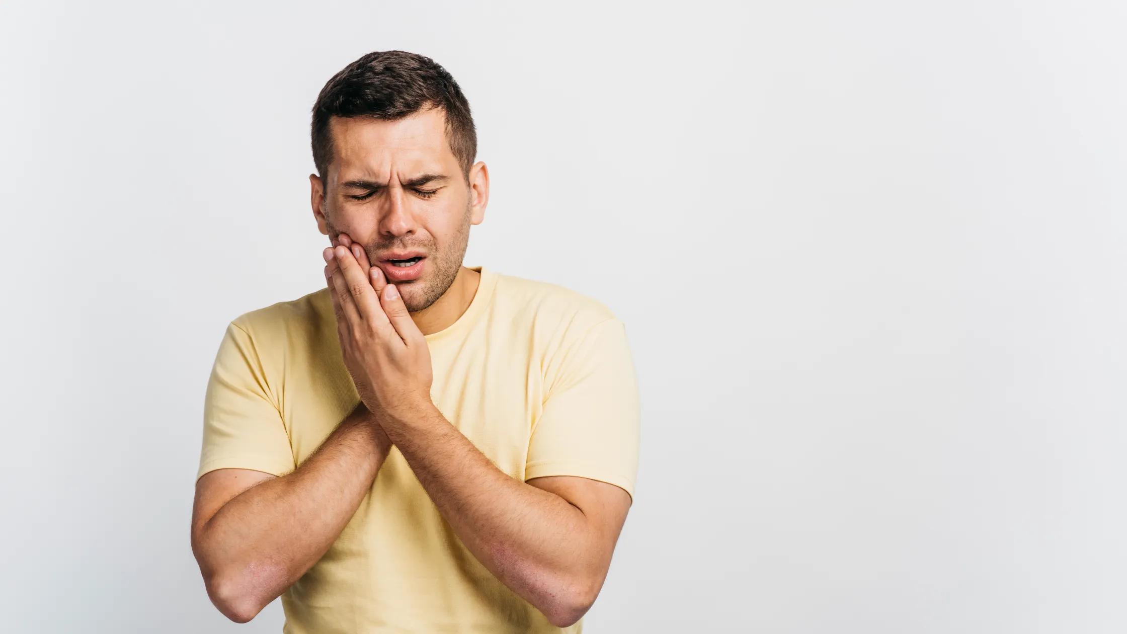 Dolor de Muela al Hacer Presión: Causas, Síntomas y Tratamientos - Qué pasa si me duele un diente al tocarlo dolor de muela al hacer presion - Qué pasa si me duele un diente al tocarlo